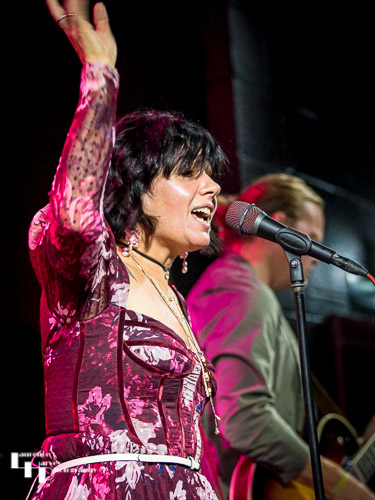 Meghan Parnell on vocals