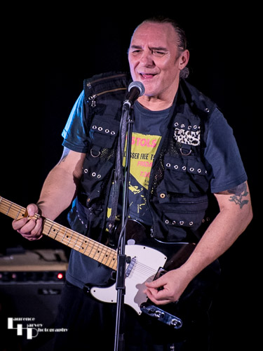 Neil Etheridge on guitar