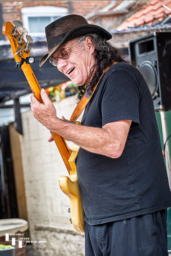 Simon Tufnail on bass