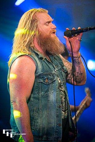 Matt James on vocals