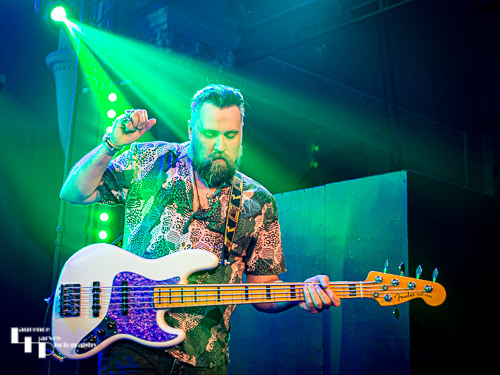 Billy Dedman on bass