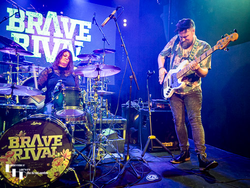 Donna Peters on drums, Billy Dedman on bass