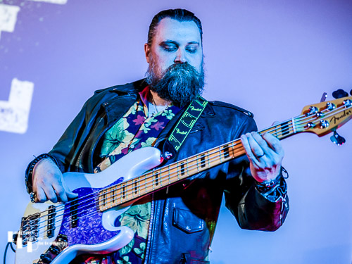 Billy Dedman on bass