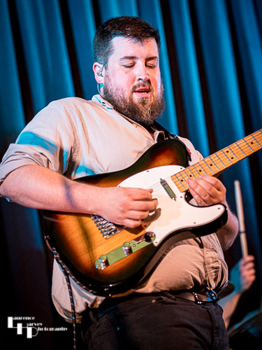 Alex Voysey on guitar