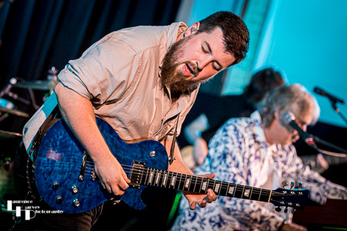 Alex Voysey on guitar