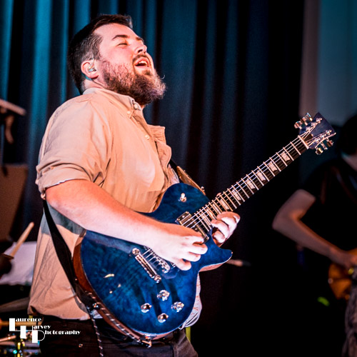 Alex Voysey on guitar