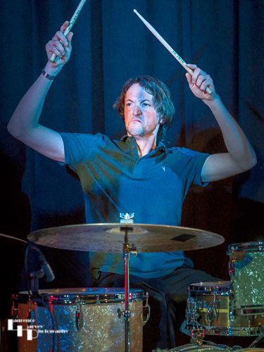 Phil Wilson on drums