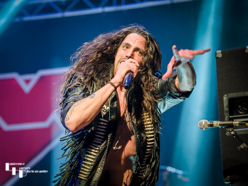 Angelo Tristan on vocals