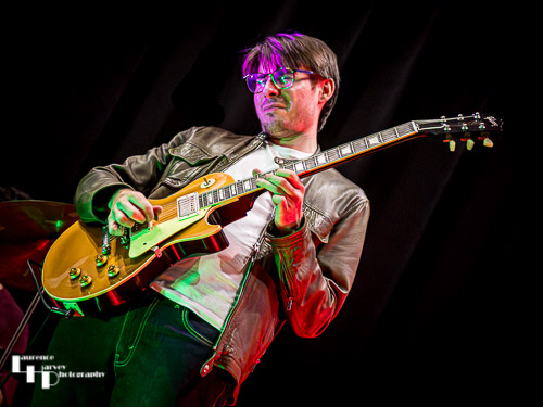 Connor Selby on vocals & guitar