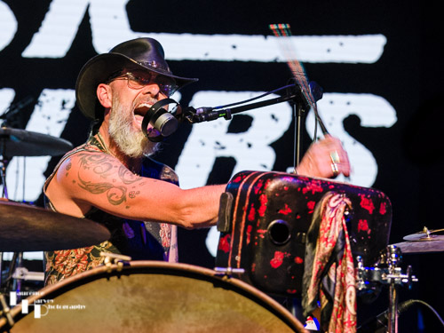 Iain 'E' Moncrieff on drums & vocals