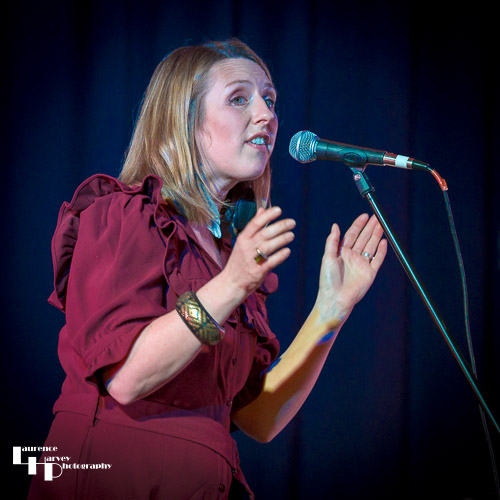 Lauren Dove on vocals