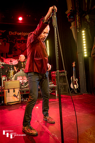 Robert Kane on vocals