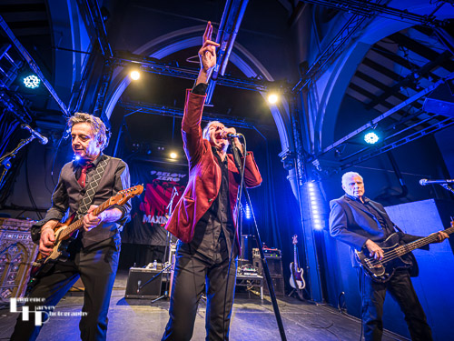 Dr. Feelgood on stage at Colchester Arts Centre