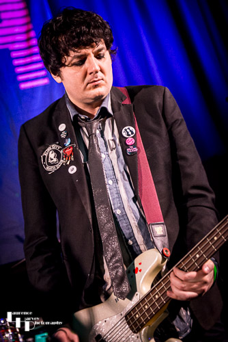 Simon Drowner on bass