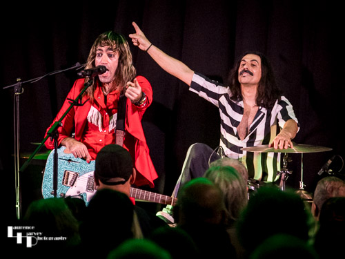 Tom Shemerr on guitar, Dave Traina on drums