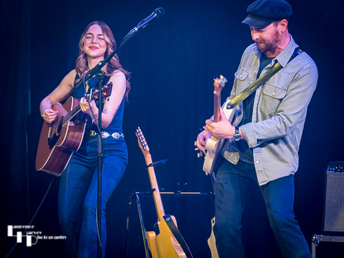 Demi Marriner on backing vocals & guitar, Joe Wilkins on guitar
