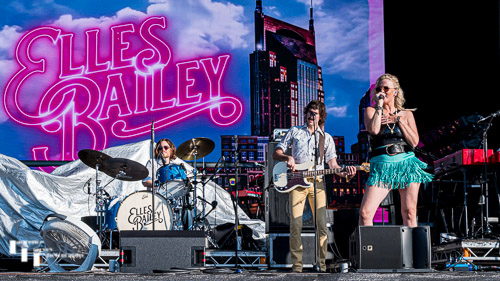 Elles Bailey & her band on stage at High Lodge, Thetford Forest