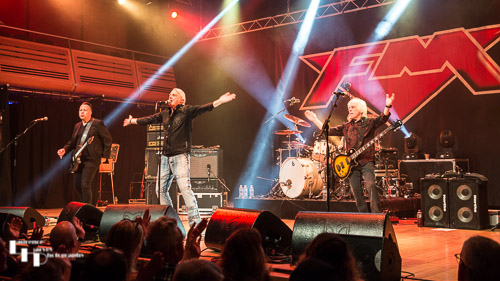 FM on stage at The Apex