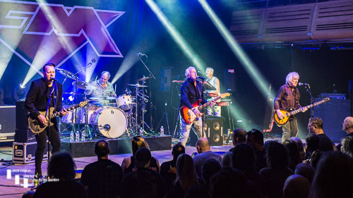 FM on stage at The Apex