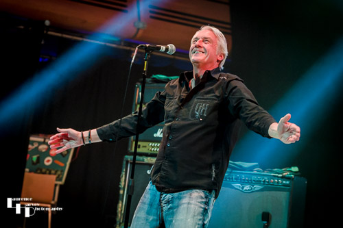 Steve Overland on vocals