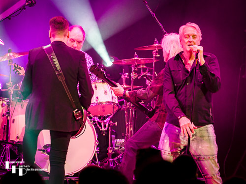 FM on stage at The Apex