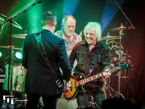 Jim Kirkpatrick on guitar, Pete Jupp on drums & Merv Goldsworthy on bass