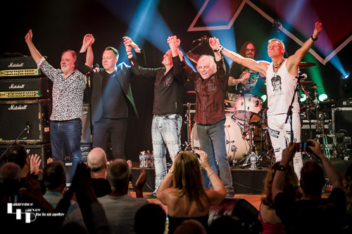 FM on stage at The Apex