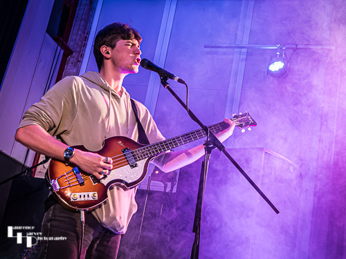 Oliver on bass & vocals