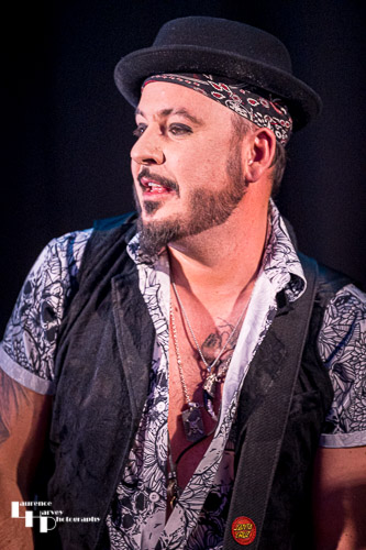 Byron 'Beej' Garbett on guitar