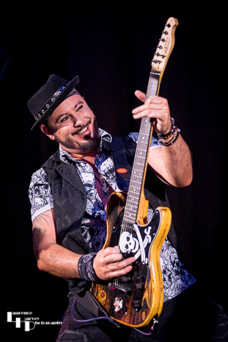 Byron 'Beej' Garbett on guitar