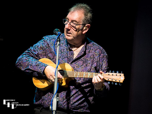 Alan Jenkins on vocals & ukelele