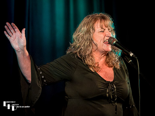 Chrissy Sands on vocals