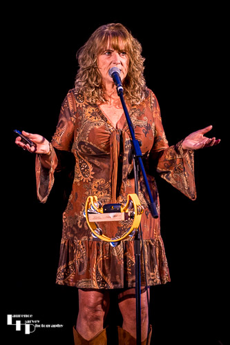 Chrissy Sands on vocals