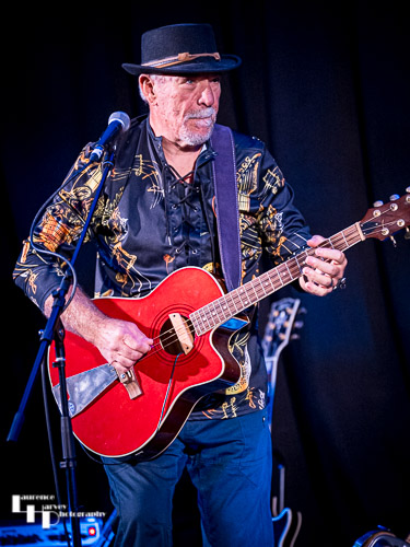 Rob Sands on guitar