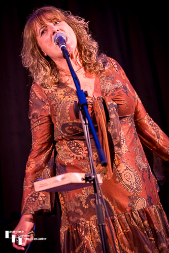 Chrissy Sands on vocals