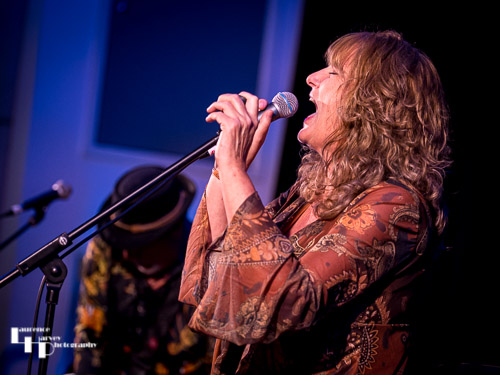 Chrissy Sands on vocals