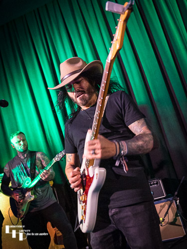 Guest, Troy Redfern on guitar