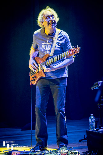 David de Marez Oyens on bass