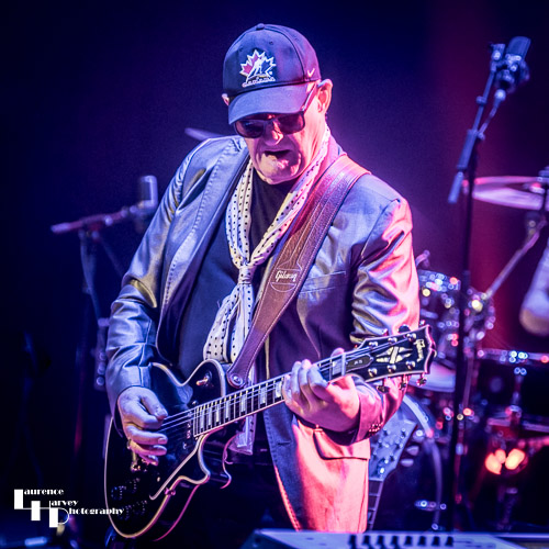 Jan Akkerman on guitar