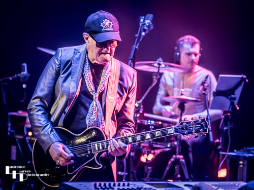 Jan Akkerman on guitar