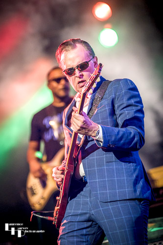Joe Bonamassa on vocals & guitar