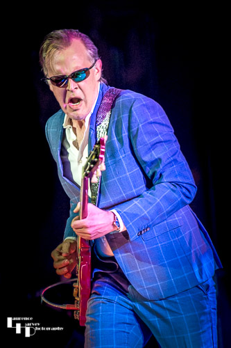Joe Bonamassa on vocals & guitar
