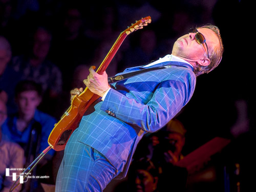 Joe Bonamassa on vocals & guitar