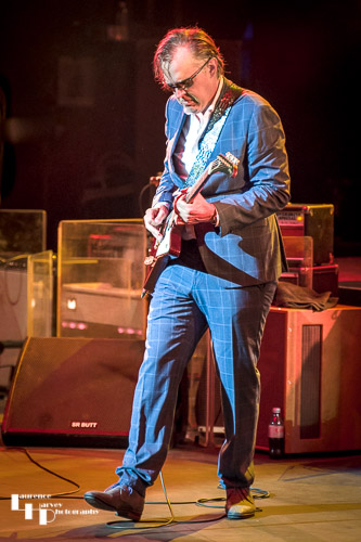Joe Bonamassa on vocals & guitar