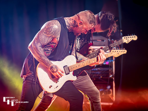 Kris Barras & Josiah J Manning on guitar