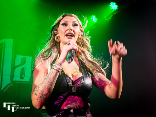 Rhiannon 'Kira' Hill on vocals