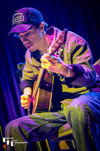 Jake Loosemore on  guitar