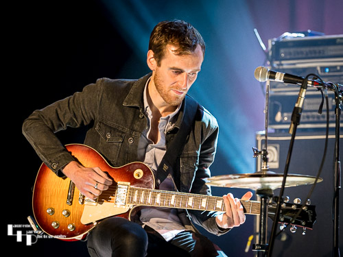 Joe Hazell on guitar