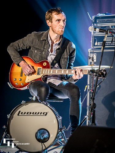 Joe Hazell on guitar
