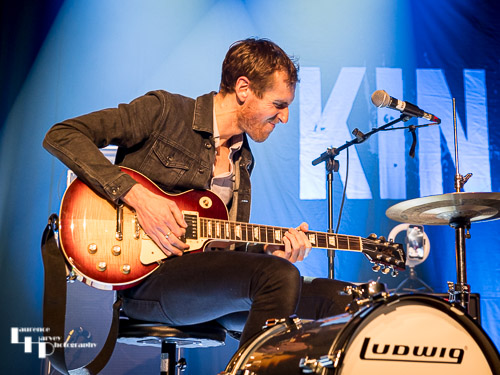 Joe Hazell on guitar